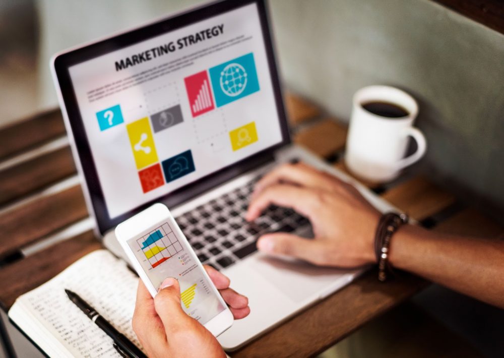 7 Tipe dan Manfaat Strategi Pemasaran Online Untuk Bisnis Cara mengukur keberhasilan strategi pemasaran online